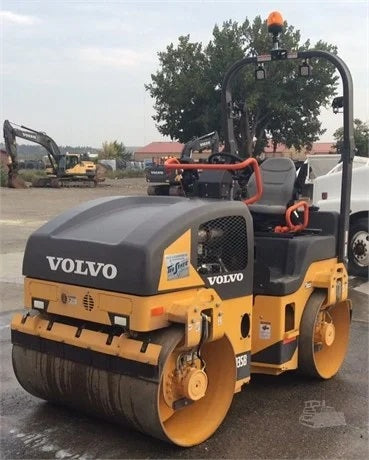 2020 VOLVO DD35B Smooth Drum Compactors