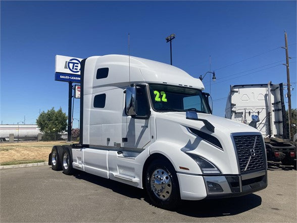 2022 VOLVO VNL64T760