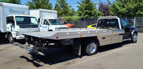 2014 RAM 5500 4×4 ALUM CARRIER