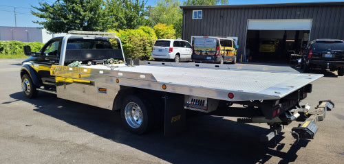 2014 RAM 5500 4×4 ALUM CARRIER