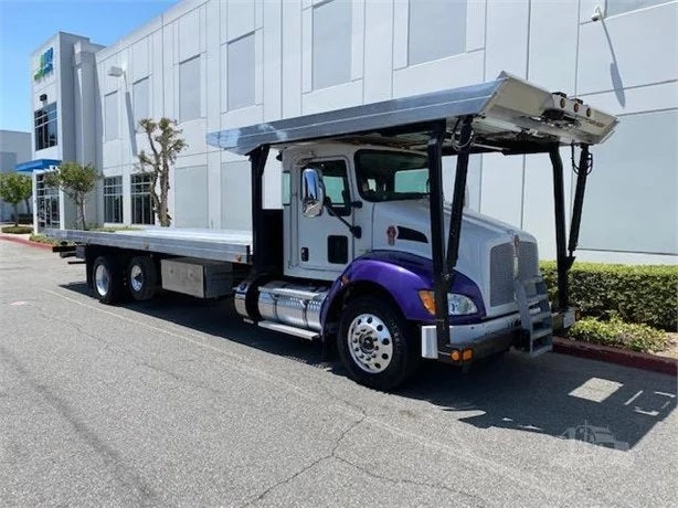 2015 Kenworth T300 4 Car Carrier