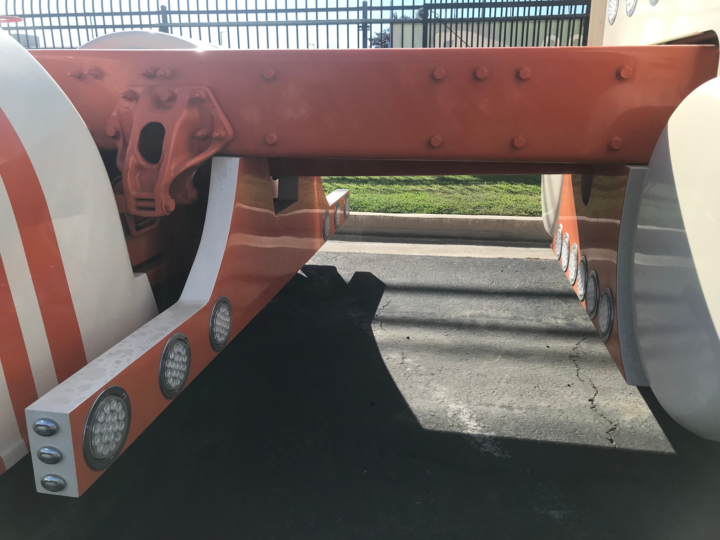 2019 Peterbilt 389 - Tons of extras fully custom